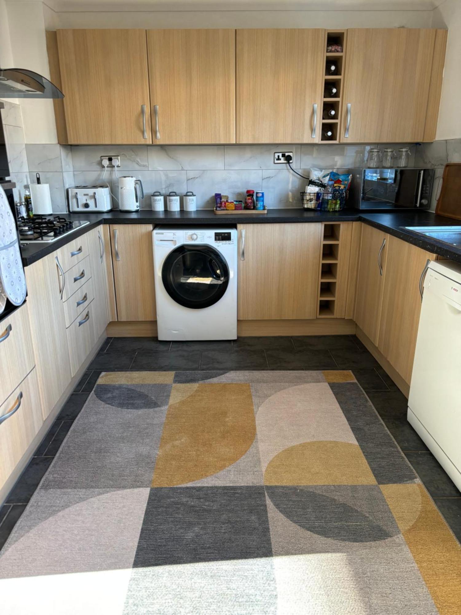 Modern House, Sleeps 5 In